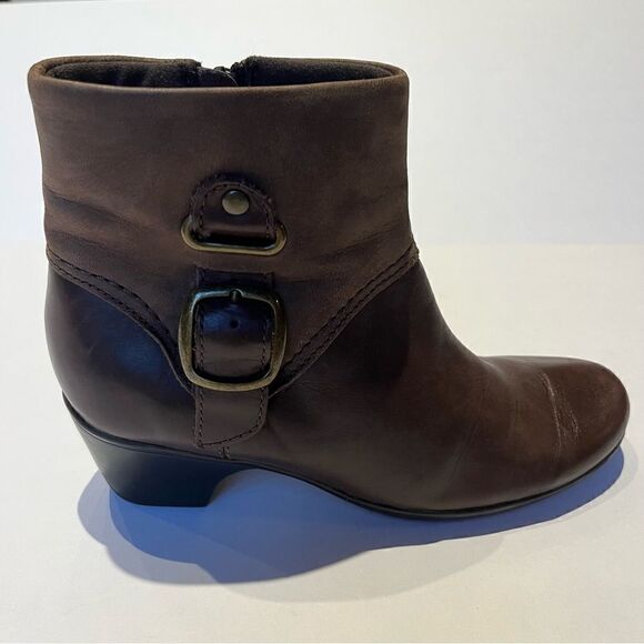 Clarks Women's Ankle Boots Two Tone Brown Size 7N - Picture 7 of 9